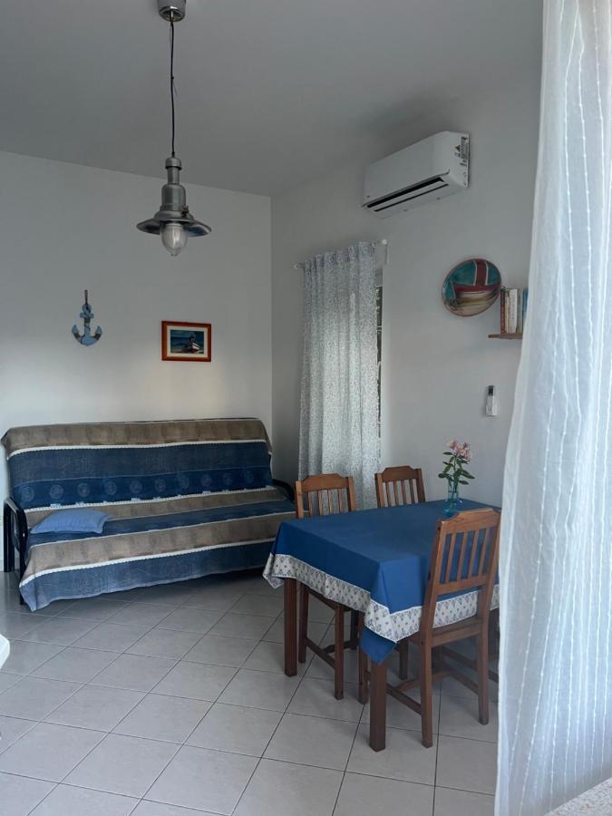 Villa Claudia Beach Apartment Premantura Exterior foto